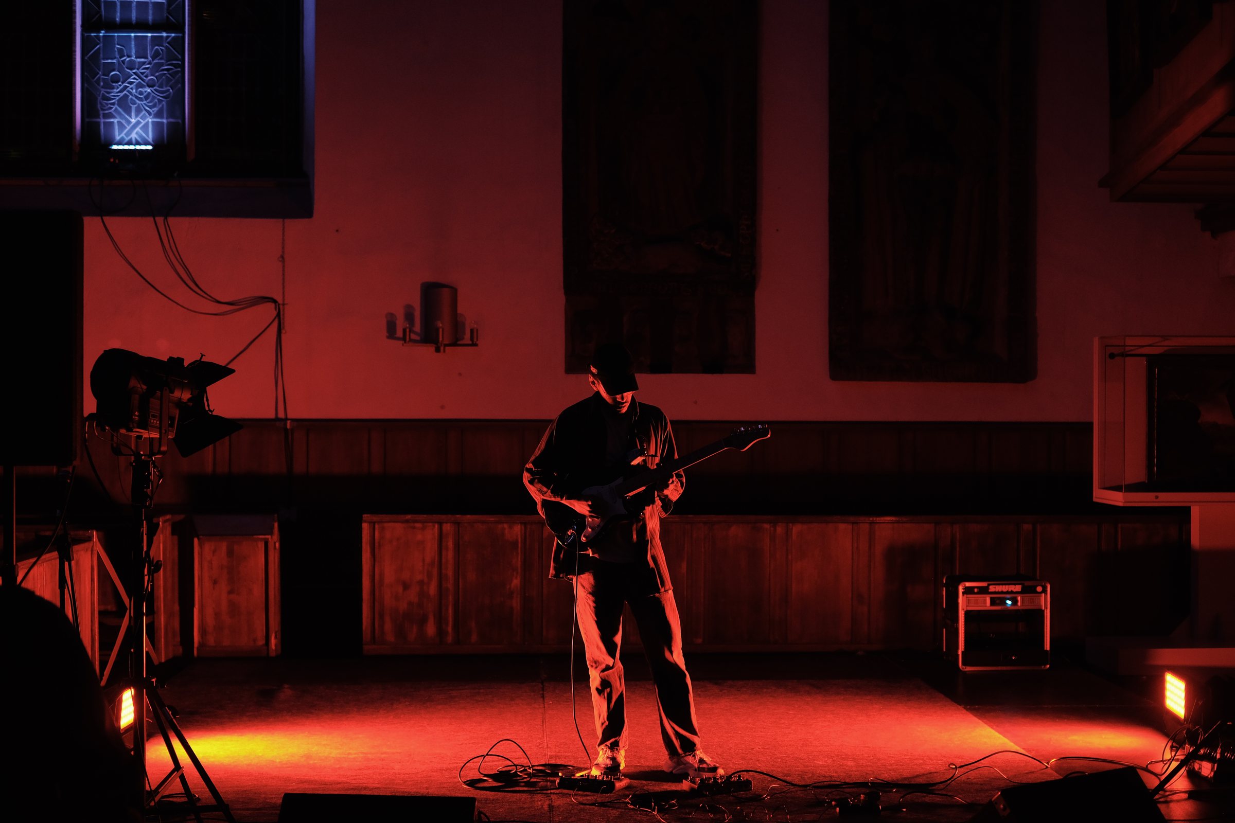 Mahmoud Tarek bei seiner Klang-Performance